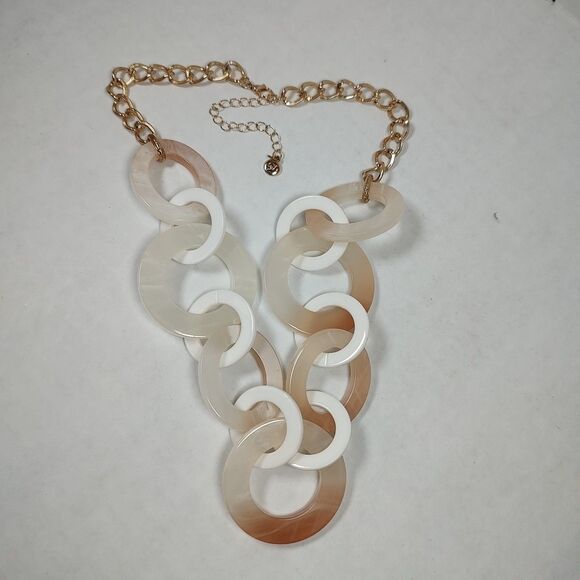 Signed V Chunky Plastic Link Necklace Beige White Gold Chain Statement 17" - 20" - Picture 15 of 16